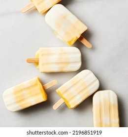 Frozen Yogurt Ice Pops With Lemon Curd
