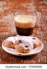 Fruit Mince Surprise Cookies - Cookies With Sweet Mincemeat Filling And Coffee