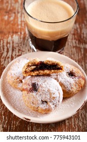 Fruit Mince Surprise Cookies - Cookies With Sweet Mincemeat Filling And Coffee