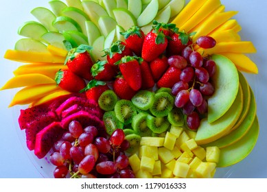 68,319 Party trays Images, Stock Photos & Vectors | Shutterstock