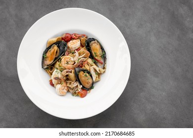 Frutti Di Mare fresh mixed seafood tagliatelle with mussels, prawns and shrimp