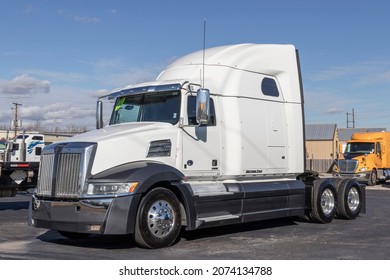 Ft. Wayne - Circa November 2021: Western Star Heavy Duty 5700 Cab Truck. Western Star Is Owned By Daimler Trucks North America.