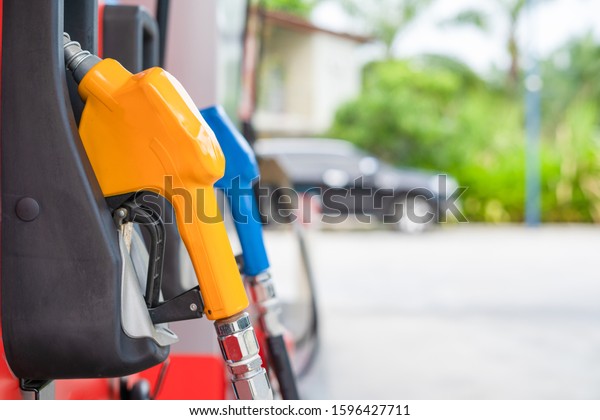 Fuel dispenser in\
fuel station for refill