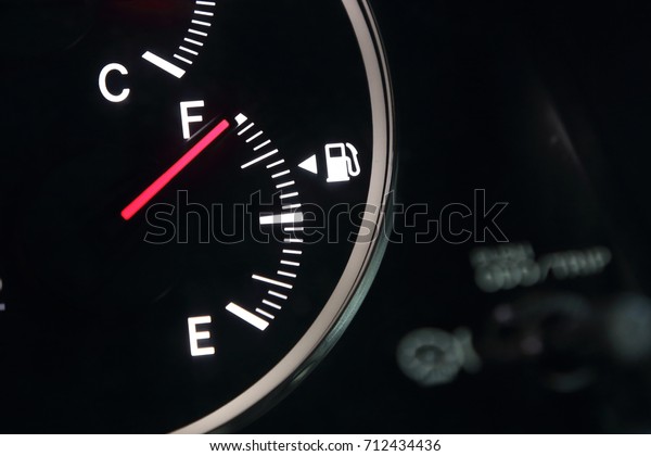 Fuel gauge showing full car\
fuel