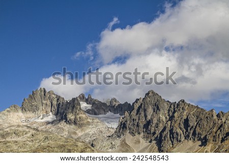 Fuenffingerstoeck, popular climber target in the Urner Alps Imagine de stoc © 