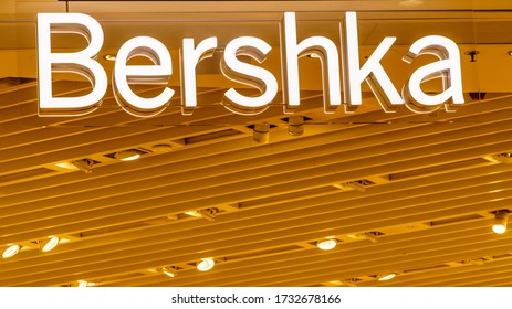 666 Bershka Images, Stock Photos & Vectors | Shutterstock