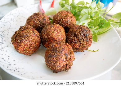 Ful Wa Ta'meya (Fava Beans And Falafel) In Traditional Egyptian Breakfast. A Popular Street Food In Cairo And The Rest Of Egypt