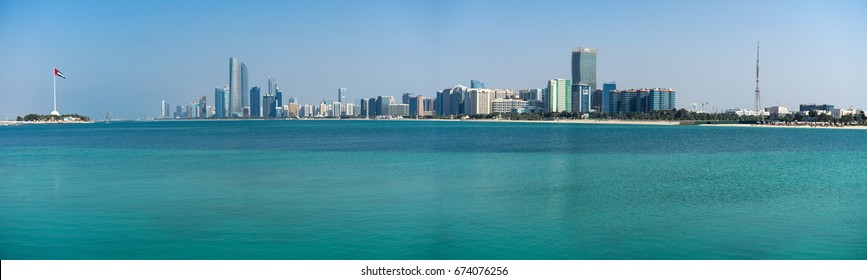 9,992 Abu Dhabi Skyline Stock Photos, Images & Photography 