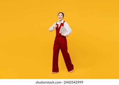 Mujer negocios TI cuerpo