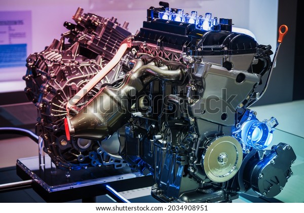 Full\
electric car engine. Use pure electric\
power.