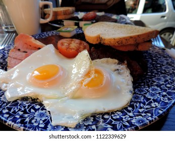 Full English Breakfast Served In A Pub In Glasgow, Scotland 