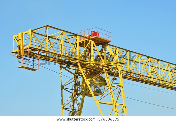 Full Gantry Crane Over Blue Sky Stock Photo 576306595 | Shutterstock