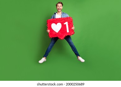 1,173 Communication guy jump Images, Stock Photos & Vectors | Shutterstock