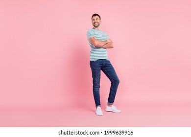 Full Length Body Size View Of Attractive Cheerful Guy Making Decision Copy Space Folded Arms Isolated Over Pink Pastel Color Background