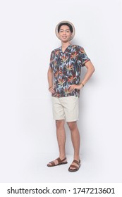 Full Length
Man Casual Summer Wearing New Stylish Floral ,palm,leaves Printed Printed Shirts With Khaki Pants Shorts And Flip Flop,hat
