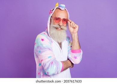 Full length photo of cool old man wear pajama sunglass heart funny mood isolated on purple color background