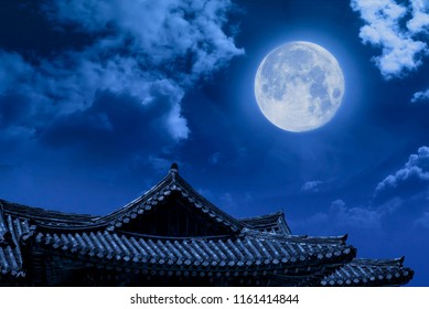 A Full Moon Can Be Seen In Chuseok, Korea's Thanksgiving Day.