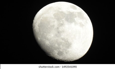 Full Moon Lunar Phase That Occurs Stock Photo 1492541090 | Shutterstock