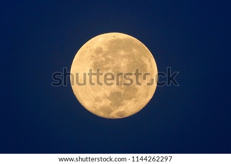 Full Moon / A full moon is the lunar phase that occurs when the Moon is completely illuminated as seen from Earth.