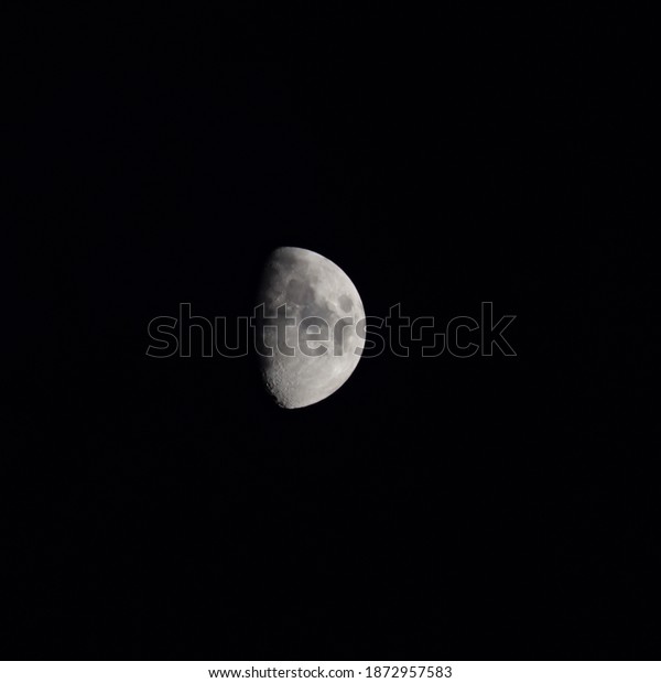 Full moon in the night sky, Great super moon in sky\
during dark night