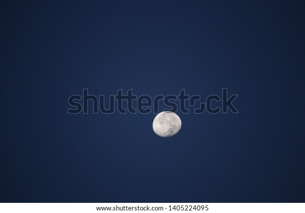 full moon
in the night sky of the month of
Ramadan