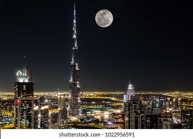 Full moon over the Burj - Shutterstock ID 1022956591