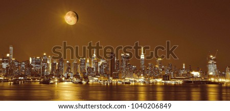 Full moon over manhattan night sky