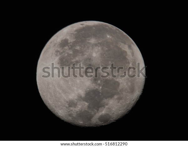 Full moon or Super moon, taken in the morning during 5\
to 6 AM