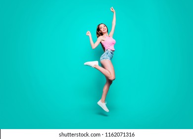 Pictures of dancers to print