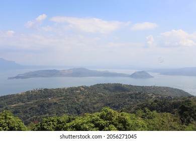 7,816 Taal Lake Images, Stock Photos & Vectors 