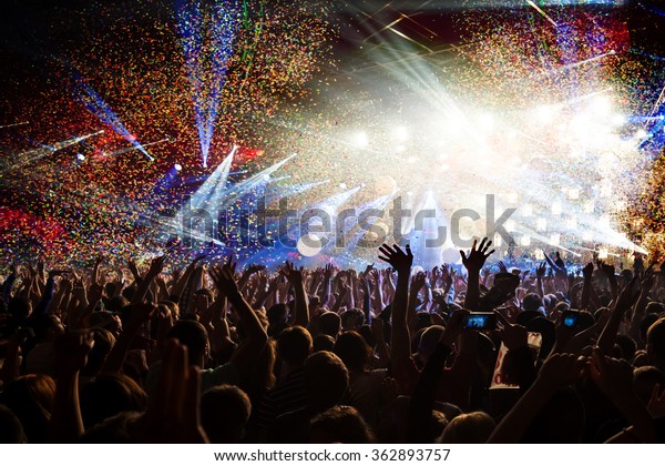 Fun concert party\
disco light background