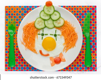 Fun Food Idea For Kids - Fried Egg Vegetables Happy Clown Face