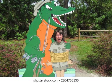 Fun Wooden Alligator Photo Opportunity