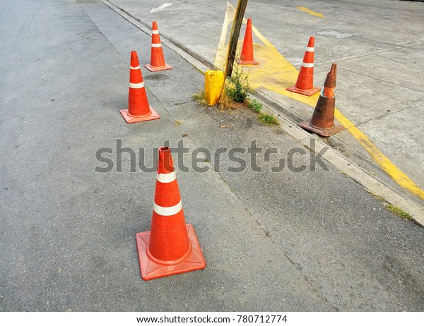 funnel traffic, Orange funnel of traffic cone, old\
traffic cone