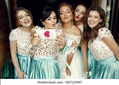 Funny Bridesmaids And Bride Take Selfie On The IPhone