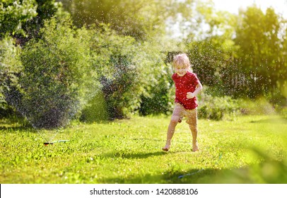 6,923 Sprinkler Kids Images, Stock Photos & Vectors 