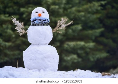 1 Buff Snowman Images, Stock Photos & Vectors 