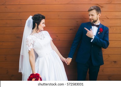 Funny Wedding Bride And Groom