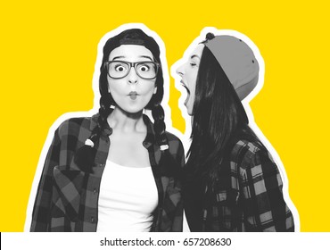 Funny Young Woman Crazy Shouting Scream To Another One. Colorful Comic Funny Emotional Hipster Summer Style Twins Teenager Girls Screaming, Make Faces And Have Fun. Isolated On A Grey Background