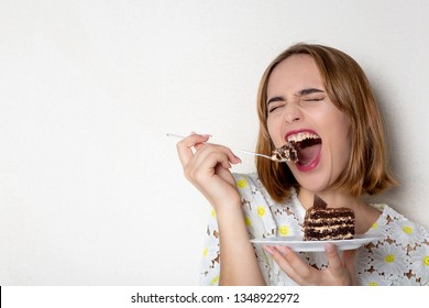 Things You Can Tell By How They Eat Cake - What Your Cake Says About You -  Delish.com
