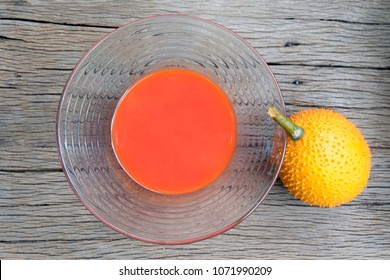 Gac contains high antioxidants, Strengthens the immune system, Help to slow down, Prevent aging, Dry skin Oil from gut hormone is effective in treating liver cancer.