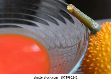 Gac contains high antioxidants, Strengthens the immune system, Help to slow down, Prevent aging, Dry skin Oil from gut hormone is effective in treating liver cancer.