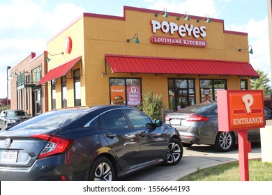 Gahanna, Ohio  November 3, 2019: 
Popeyes Louisiana Kitchen Specializes In Creole Southern Fried Chicken, Red Beans And Rice And Mashed Potatoes And Gravy And Biscuits.