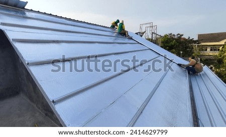 galvalum roof for white and silver houses