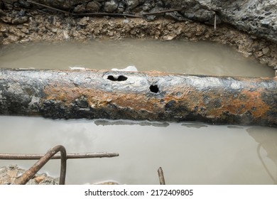 Galvanized Water Pipe Is Decay