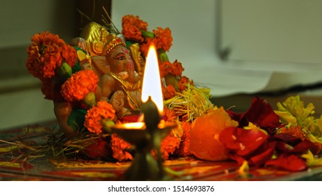 194 Ganesh aarti Images, Stock Photos & Vectors | Shutterstock