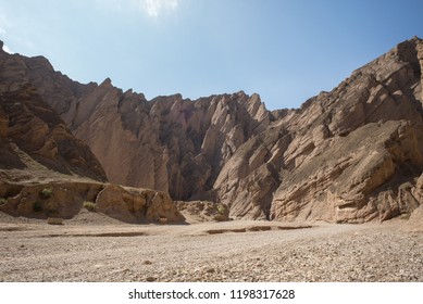 GANSU, CHINA: Yellow River Stone Forest. It Located In Longwan Village In Jingtai District Of Baiyin City, Gansu Province, China.