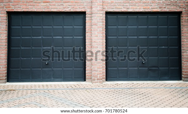 Garage Door. the\
facade of the garage\
doors