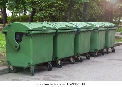 52,773 City Trash Can Images, Stock Photos & Vectors | Shutterstock