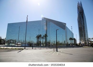 Garden Grove, California - USA - February 25, 2021: Christ Cathedral, Formerly The Crystal Cathedral, Is An American Church Building Of The Roman Catholic Diocese Of Orange Ca. Easily Seats 2,248. 